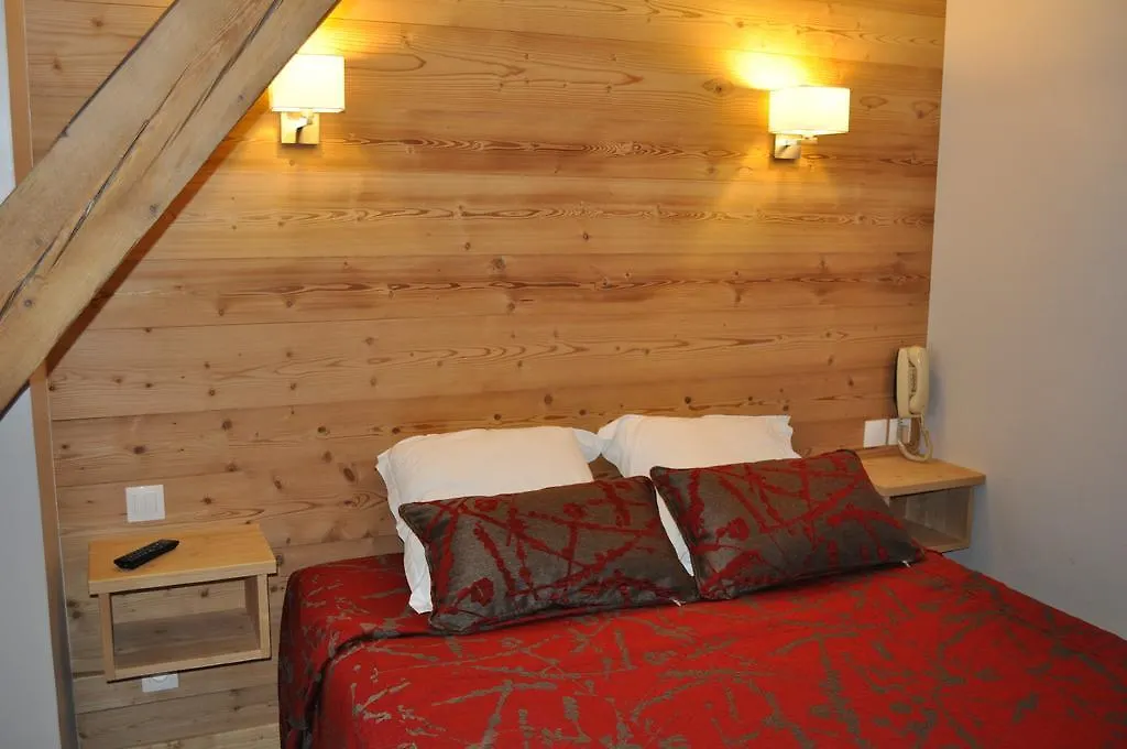 Thônes Hotel Et Appart'Hotel De L'Hermitage 3*,  צרפת